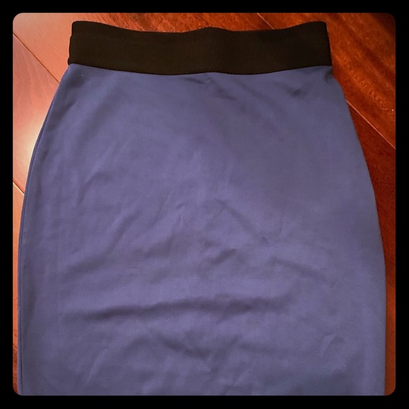 BCBG Blue Pencil Skirt - Picture 1 of 2